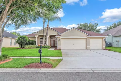 2809 Durant Trails Blvd, Dover, FL 33527