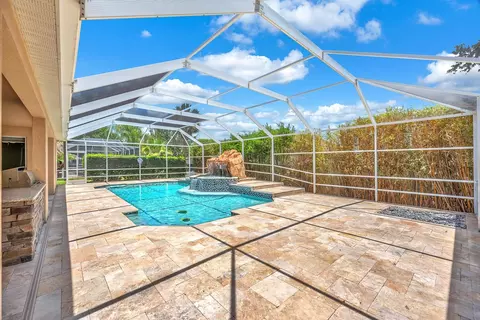 Exterior - 2809 Durant Trails Blvd, Dover, FL 33527 photo 7 of 12