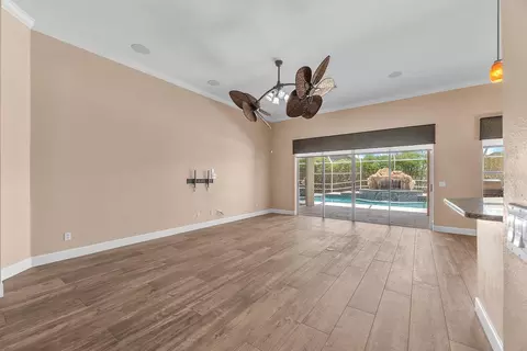 Living - 2809 Durant Trails Blvd, Dover, FL 33527 photo 3 of 7