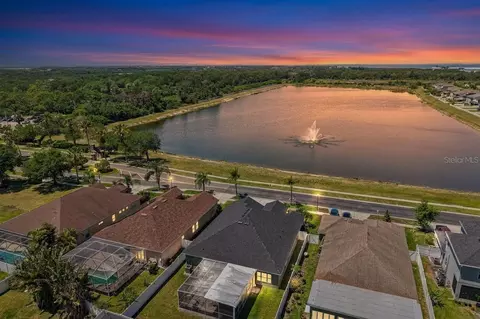 319 19th St NW, Ruskin, FL 33570