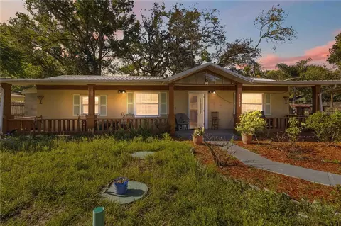 38308 Collins Ave, Zephyrhills, FL 33542