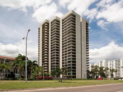 2413 Bayshore Blvd #201, Tampa, FL 33629