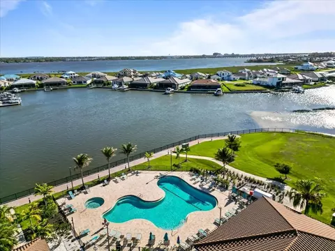 View/Area - 2214 5th St E, Palmetto, FL 34221 photo 3 of 7