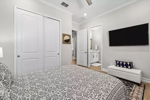 Bedroom - 2214 5th St E, Palmetto, FL 34221 photo 6 of 6