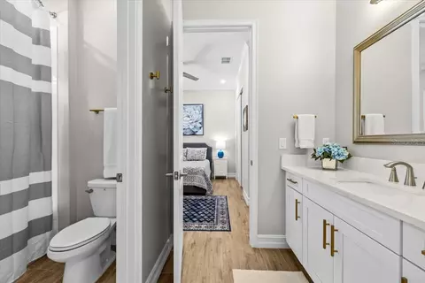 Bath - 2214 5th St E, Palmetto, FL 34221 photo 4 of 4