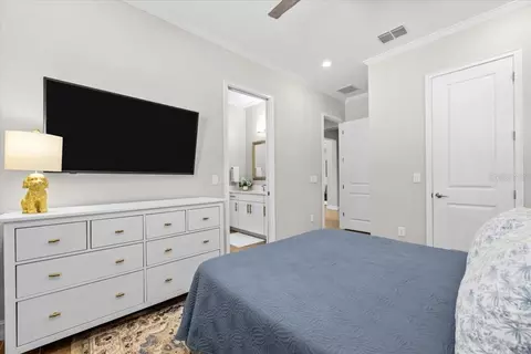 Bedroom - 2214 5th St E, Palmetto, FL 34221 photo 4 of 6