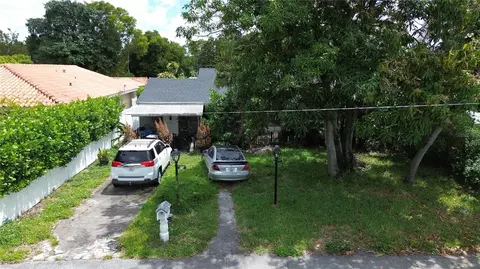 73 Ludlam Dr, Miami Springs, FL 33166