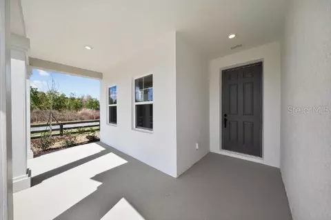Exterior - 5770 Cattle Ranch Dr, Saint Cloud, FL 34771 photo 2 of 4