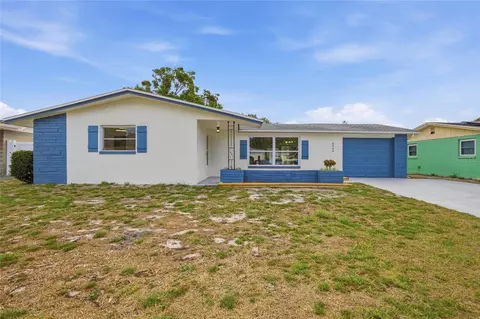 3240 Brookfield Dr, Holiday, FL 34691