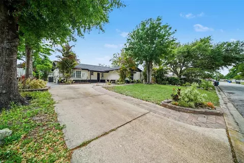 7813 N Matanzas Ave, Tampa, FL 33614