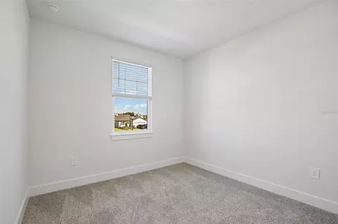 Bedroom - 184 Shady Edge Loop, Nokomis, FL 34275 photo 11 of 12