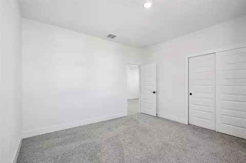 Bedroom - 184 Shady Edge Loop, Nokomis, FL 34275 photo 10 of 12