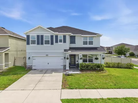 8201 Bilston Village Ln, Gibsonton, FL 33534