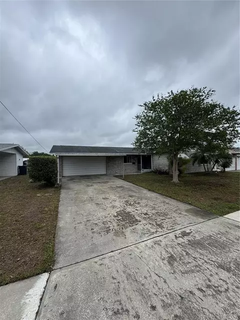 5813 Liverpool Dr, Tampa, FL 33615