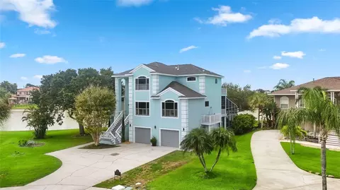 2106 Pelican Ct, Tarpon Springs, FL 34689