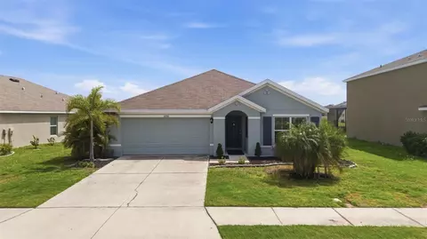 Exterior - 10316 Charlotte Dr, Parrish, FL 34219 photo 10 of 10