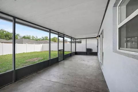 Exterior - 10317 Frog Pond Dr, Riverview, FL 33569 photo 3 of 9