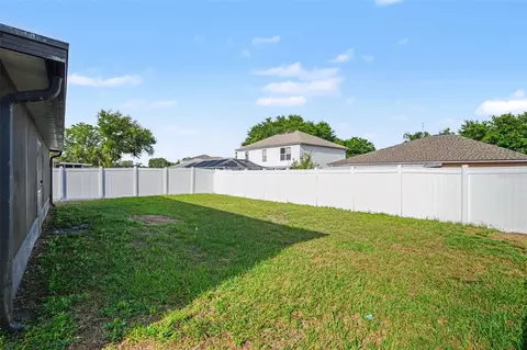 Exterior - 10317 Frog Pond Dr, Riverview, FL 33569 photo 4 of 9