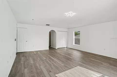 Living - 10317 Frog Pond Dr, Riverview, FL 33569 photo 10 of 10