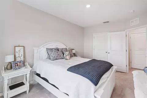 Bedroom - 13055 Willow Grove Dr, Riverview, FL 33579 photo 7 of 9