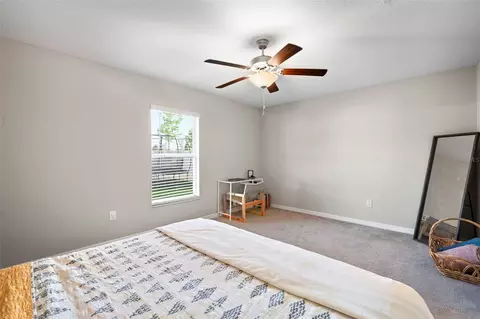 Bedroom - 13307 Willow Bluestar Loop, Riverview, FL 33579 photo 4 of 9