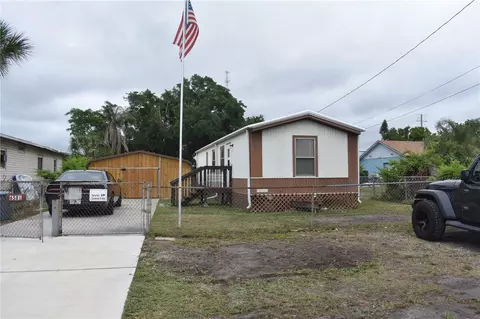6581 50th St N, Pinellas Park, FL 33781
