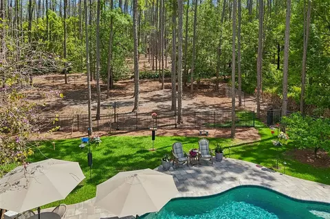Exterior - 421 Pine Bluff Dr, Lutz, FL 33549 photo 17 of 17
