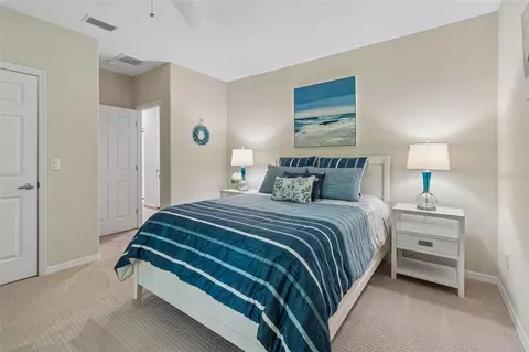 Bedroom - 421 Pine Bluff Dr, Lutz, FL 33549 photo 4 of 9