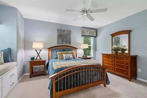 Bedroom - 421 Pine Bluff Dr, Lutz, FL 33549 photo 7 of 9