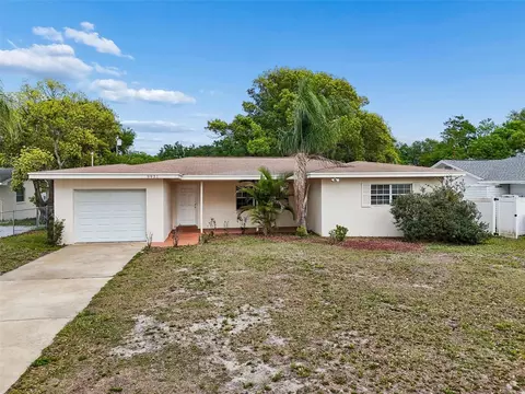 9931 110th St, Seminole, FL 33772