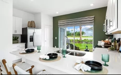 Kitchen - 13193 Forge Ave, Parrish, FL 34219 photo 3 of 3