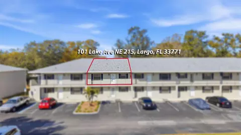 101 Lake Ave NE #215, Largo, FL 33771