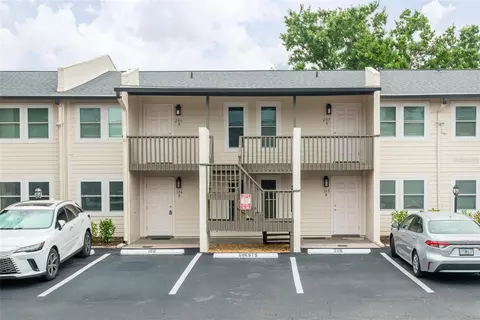 525 S Lincoln Ave #106, Tampa, FL 33609
