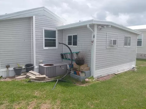 267 Big Pine Ave N, Frostproof, FL 33843 photo 10