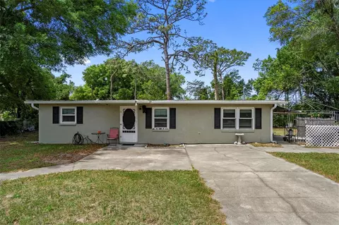 6355 Crestview Dr, Brooksville, FL 34602