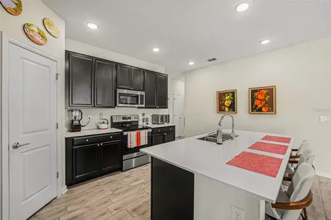 Kitchen - 143 Pershing St, Bartow, FL 33830 photo 3 of 3