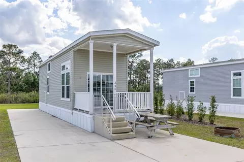 325 Tiki Turn E, Lake Wales, FL 33898