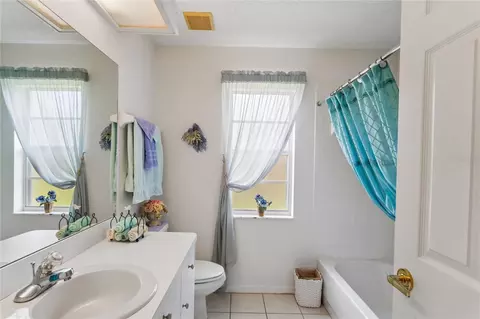 Bath - 2047 Overbrook Ln, Spring Hill, FL 34606 photo 6 of 7