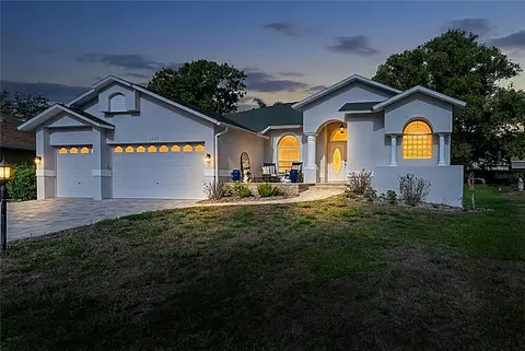 Exterior - 2047 Overbrook Ln, Spring Hill, FL 34606 photo 3 of 20