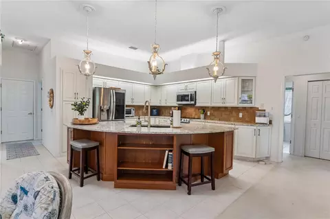 Kitchen - 2047 Overbrook Ln, Spring Hill, FL 34606 photo 2 of 6