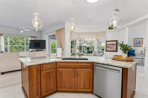 Kitchen - 2047 Overbrook Ln, Spring Hill, FL 34606 photo 5 of 6