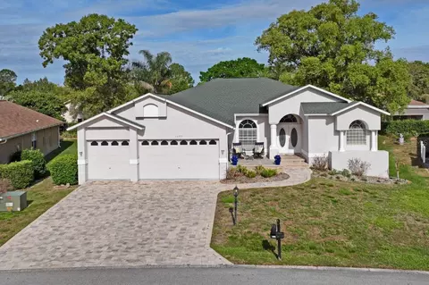View/Area - 2047 Overbrook Ln, Spring Hill, FL 34606 photo 2 of 24