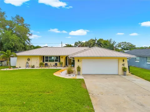 1467 Cambridge Dr, Clearwater, FL 33756