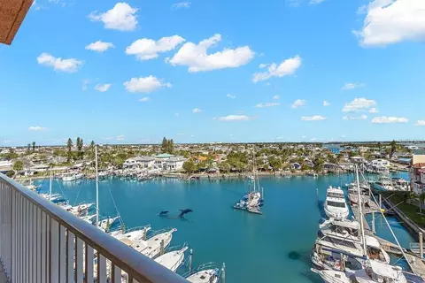 13101 Gulf Blvd #1605, Madeira Beach, FL 33708