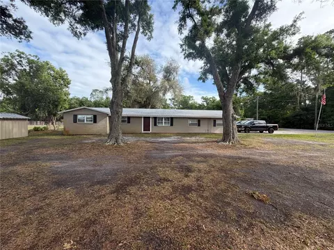 5009 Vaughn Rd, Plant City, FL 33565