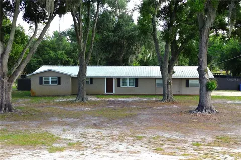 5009 Vaughn Rd, Plant City, FL 33565