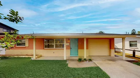 6642 27th St N, Saint Petersburg, FL 33702