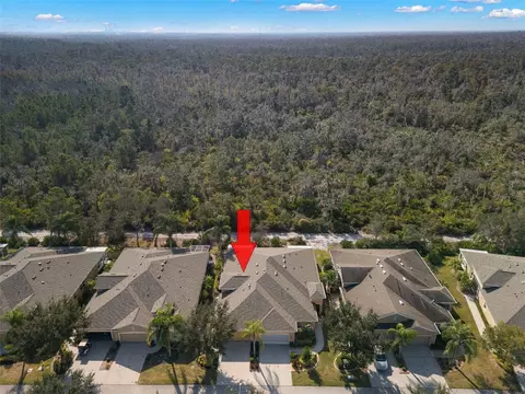 2346 Oakley Green Dr, Sun City Center, FL 33573