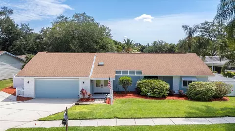 5000 Lake Valencia Blvd W, Palm Harbor, FL 34684