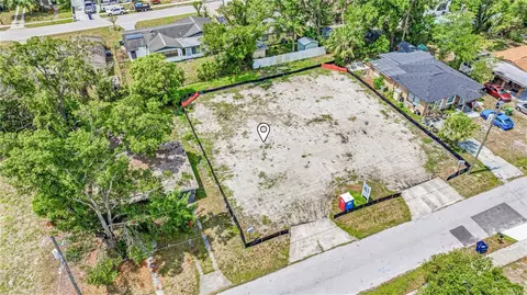 View/Area - 1710 W Saint Conrad St, Tampa, FL 33607 photo 7 of 8